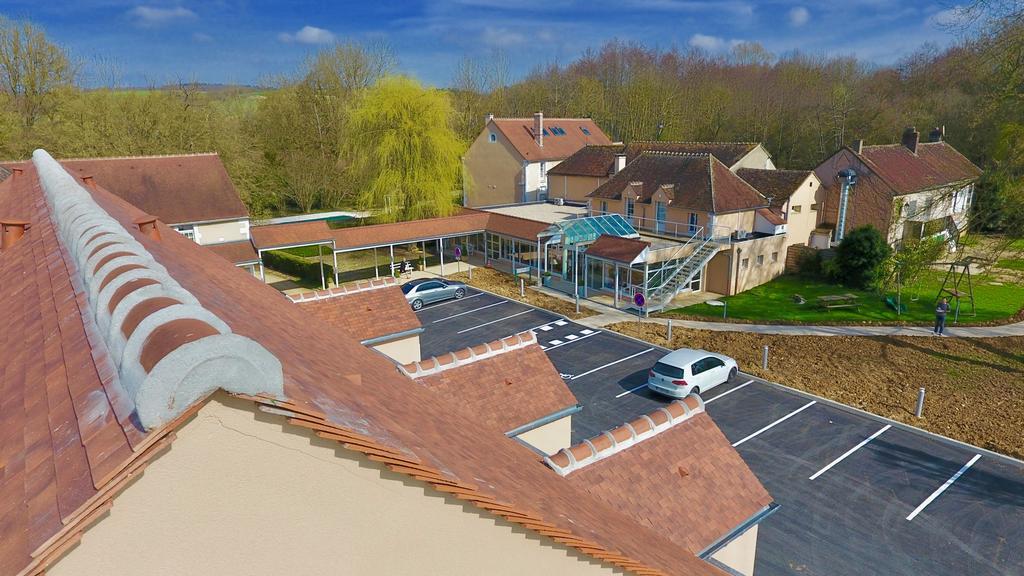 Logis Hotel Restaurant Le Moulin De La Coudre Venoy Exterior photo